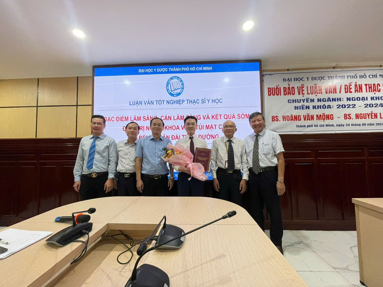 Lễ tốt nghiệp chuyên khoa